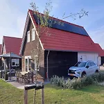Lovely Holiday Home Near The Beach